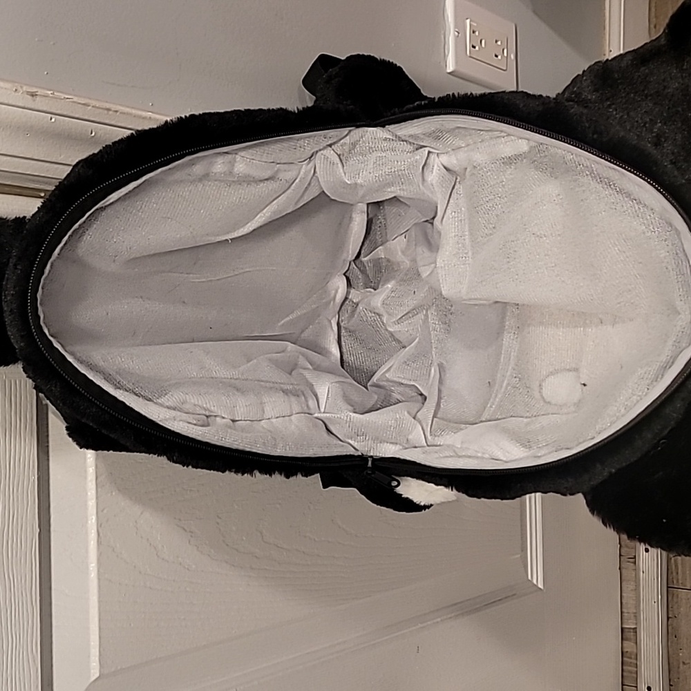 Kuromi fuzzy backpack NIP - Picture 11 of 11